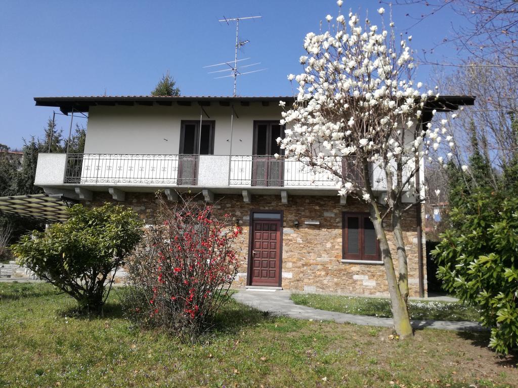 فيلا Casale Cadeloro Nebbiuno المظهر الخارجي الصورة