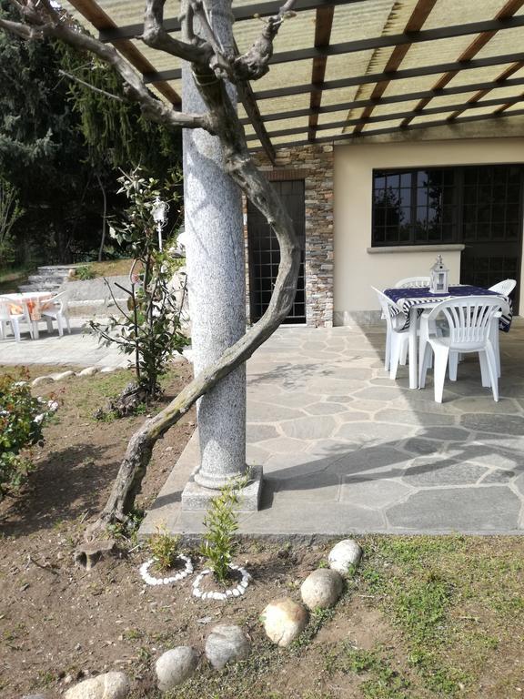 فيلا Casale Cadeloro Nebbiuno المظهر الخارجي الصورة
